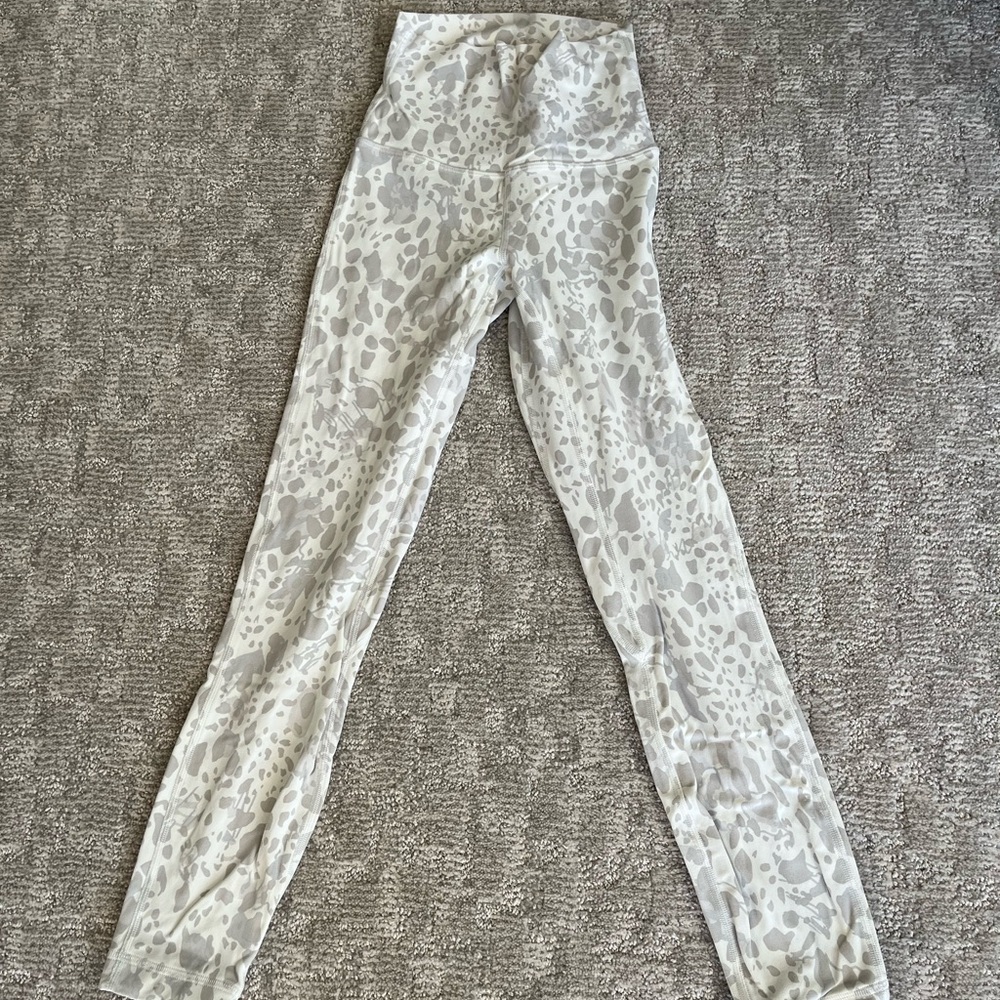 lululemon athletica Light Gray Patterned Leggings